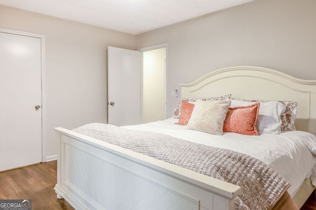 1 Brookfield Drive, Newnan, GA 30265