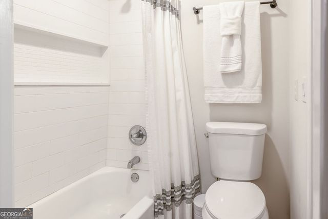 1 Brookfield Drive, Newnan, GA 30265