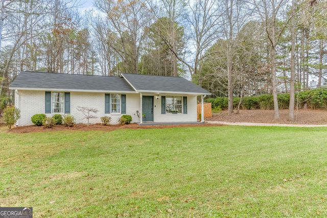1 Brookfield Drive, Newnan, GA 30265