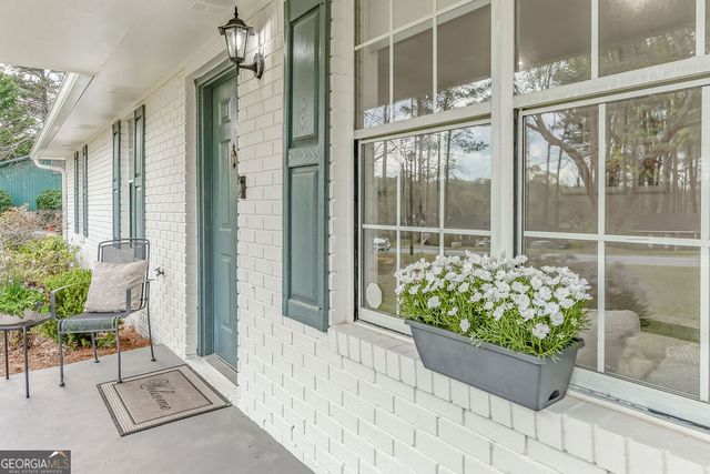 1 Brookfield Drive, Newnan, GA 30265