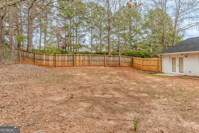 1 Brookfield Drive, Newnan, GA 30265