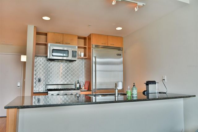 1120 E KENNEDY BOULEVARD 915, Tampa, FL 33602