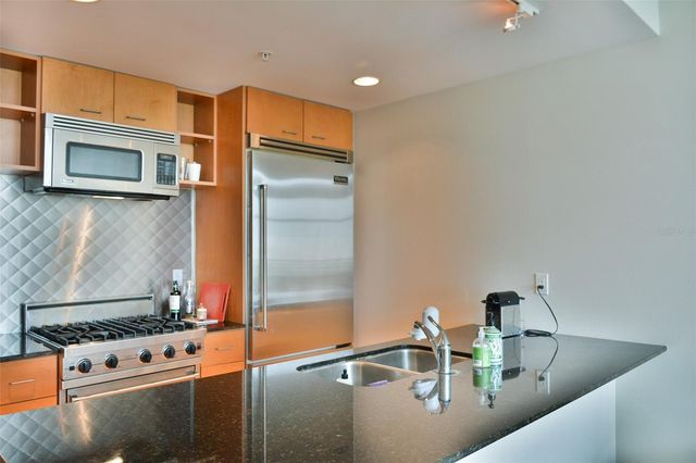 1120 E KENNEDY BOULEVARD 915, Tampa, FL 33602