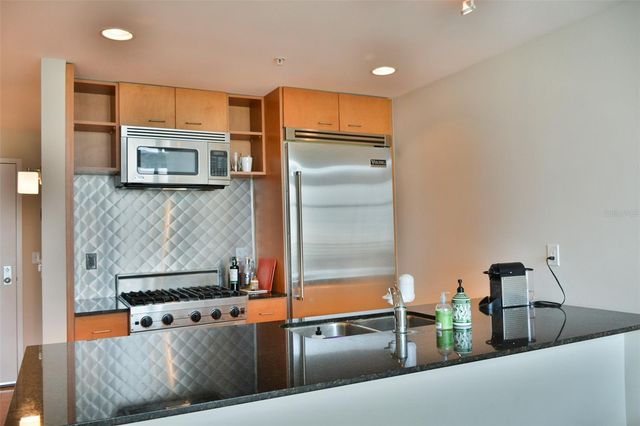 1120 E KENNEDY BOULEVARD 915, Tampa, FL 33602