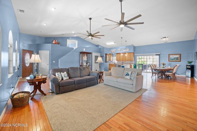 40 Beach Road, Belhaven, NC 27810