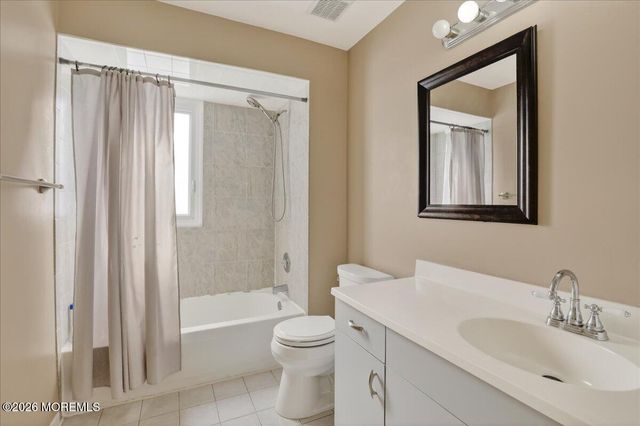 57 Jamestown Drive, Eatontown, NJ 07724