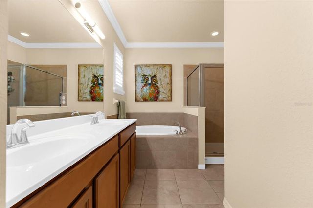 427 RIVER ENCLAVE COURT, Bradenton, FL 34212