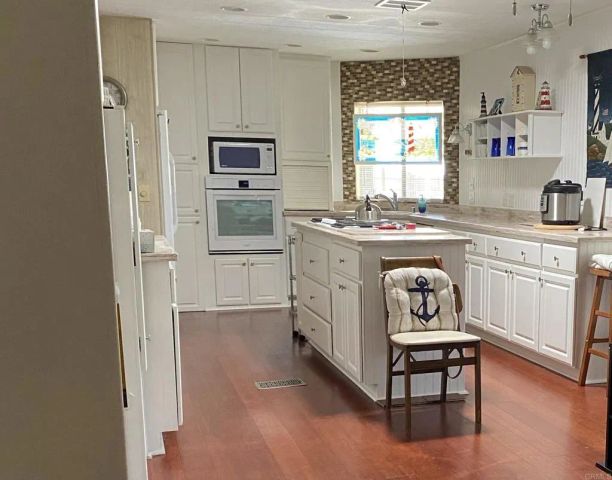 200 N EL Camino Real 356, Oceanside, CA 92058