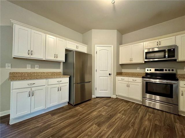 667 Carlton Pointe Drive, Palmetto, GA 30268