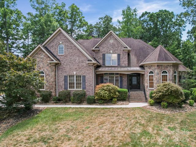 3925 Hounslow Lane, Harrisburg, NC 28075