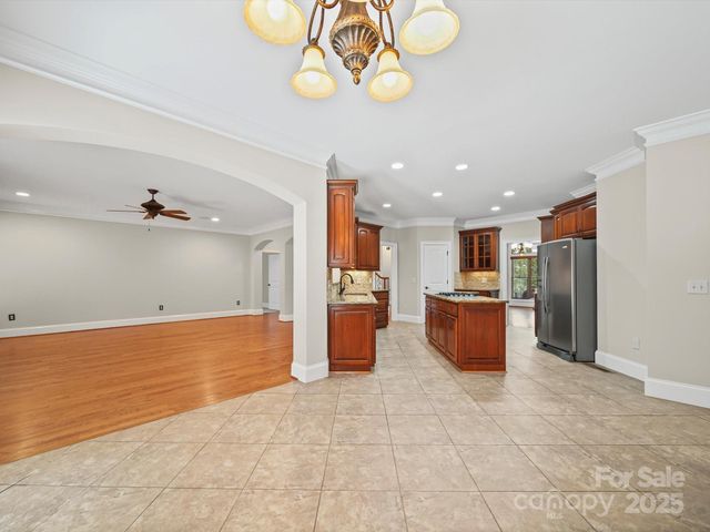 3925 Hounslow Lane, Harrisburg, NC 28075