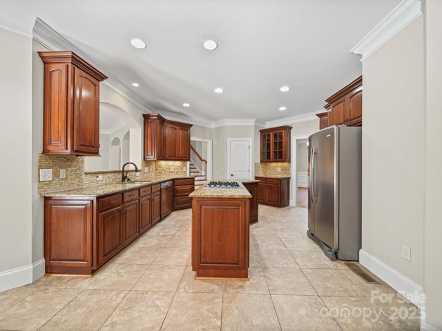 3925 Hounslow Lane, Harrisburg, NC 28075