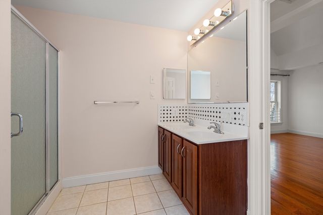 22 Westview Rd, Natick, MA 01760