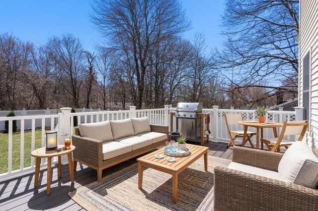 22 Westview Rd, Natick, MA 01760