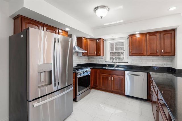 22 Westview Rd, Natick, MA 01760