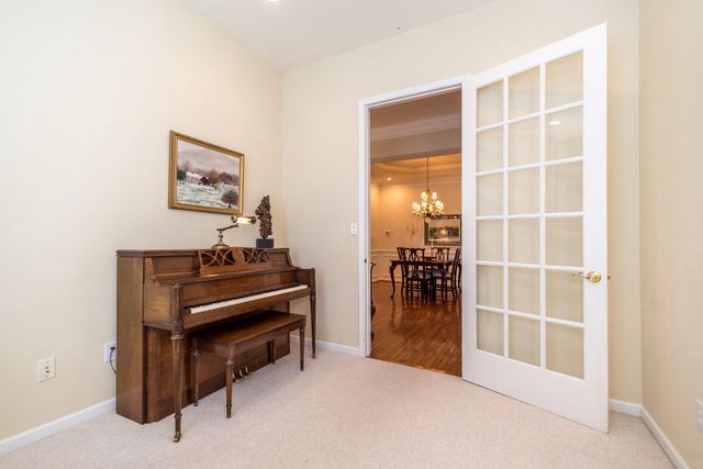 64 SYDNEY RD, Holland, PA 18966