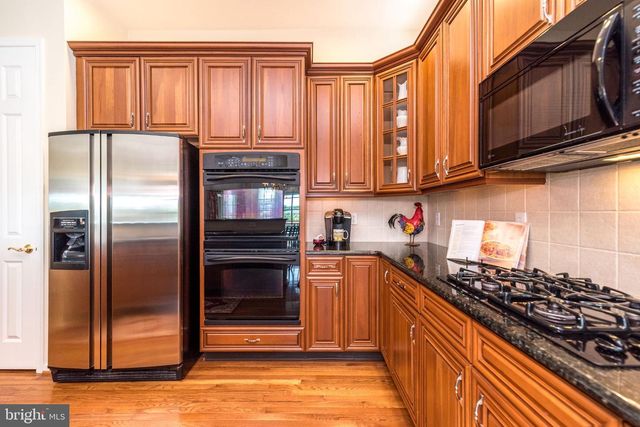 64 SYDNEY RD, Holland, PA 18966