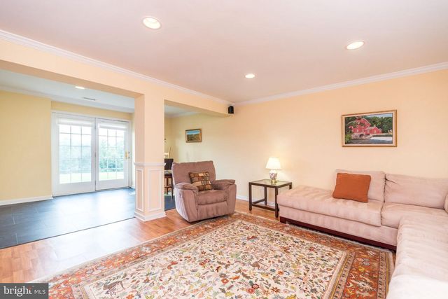 64 SYDNEY RD, Holland, PA 18966