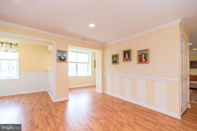 64 SYDNEY RD, Holland, PA 18966