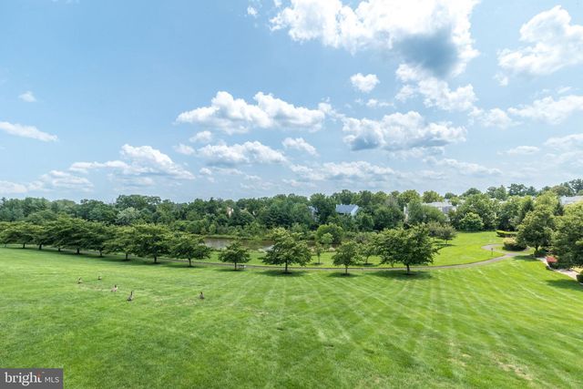 64 SYDNEY RD, Holland, PA 18966
