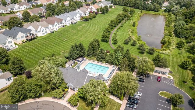 64 SYDNEY RD, Holland, PA 18966
