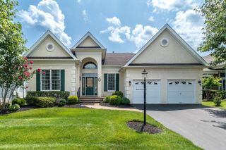 64 SYDNEY RD, Holland, PA 18966
