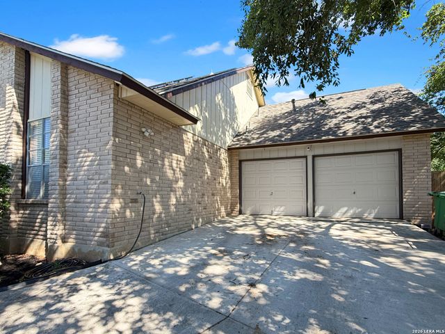 8519 Ridge Stone St, San Antonio, TX 78251