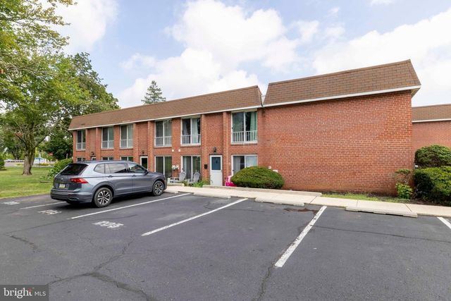 205 SARATOGA CT, Warminster, PA 18974