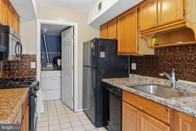 205 SARATOGA CT, Warminster, PA 18974