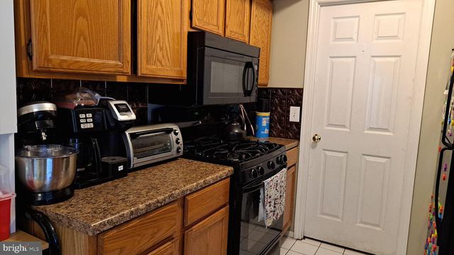 205 SARATOGA CT, Warminster, PA 18974