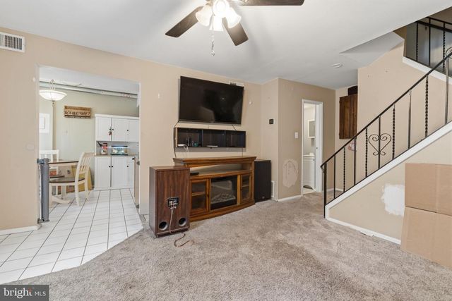 205 SARATOGA CT, Warminster, PA 18974