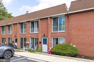 205 SARATOGA CT, Warminster, PA 18974