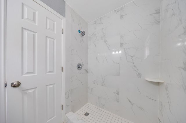 722 Dell Dale Street, Channelview, TX 77530