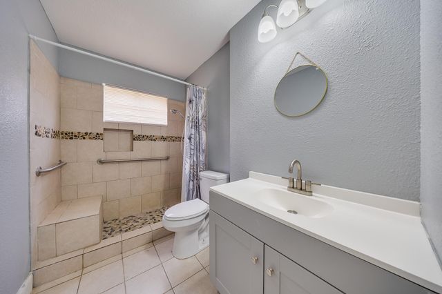 722 Dell Dale Street, Channelview, TX 77530