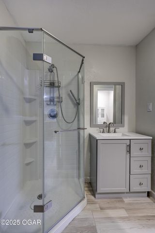 2022 W 4th Street, Joplin, MO 64801
