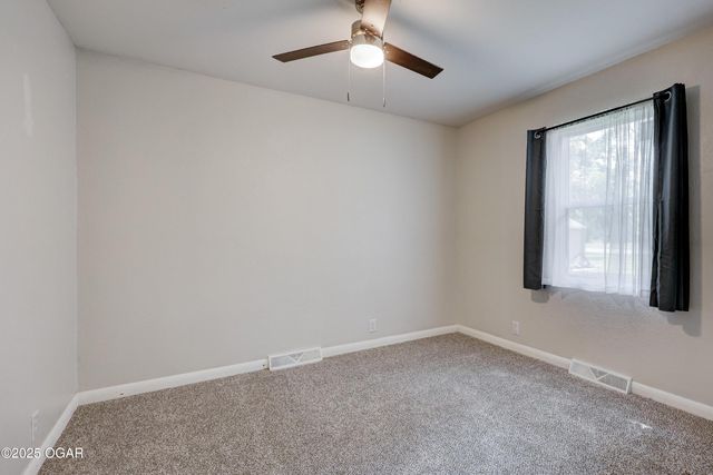 2022 W 4th Street, Joplin, MO 64801