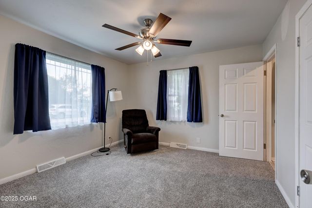 2022 W 4th Street, Joplin, MO 64801