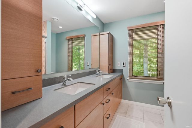 5000 N Washington Road, Fort Wayne, IN 46804