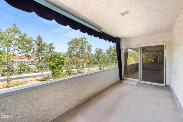 4950 Louise Avenue 301, Encino, CA 91316