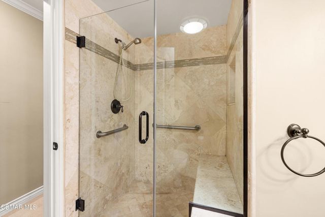4950 Louise Avenue 301, Encino, CA 91316