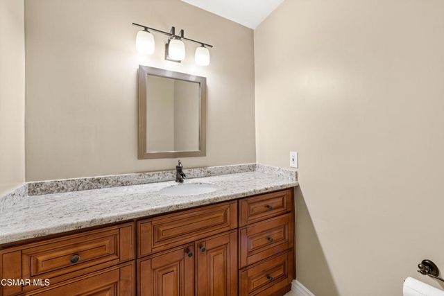 4950 Louise Avenue 301, Encino, CA 91316