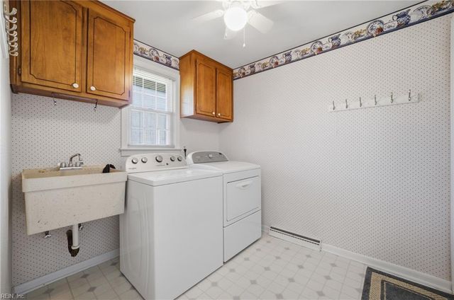 205 Convention DR, Virginia Beach, VA 23462