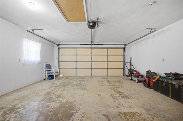 205 Convention DR, Virginia Beach, VA 23462