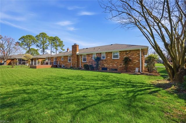 205 Convention DR, Virginia Beach, VA 23462