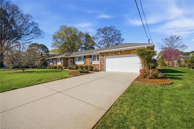 205 Convention DR, Virginia Beach, VA 23462