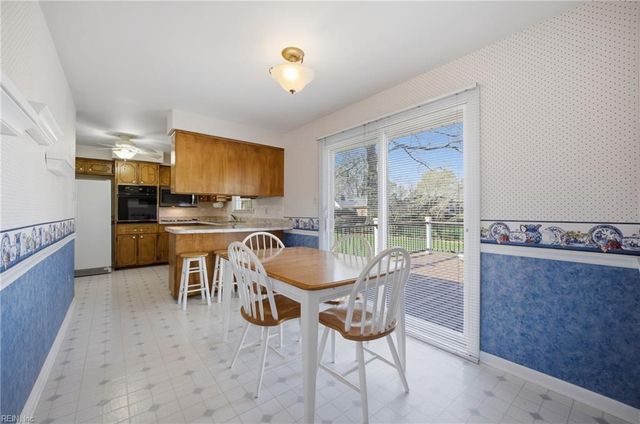 205 Convention DR, Virginia Beach, VA 23462