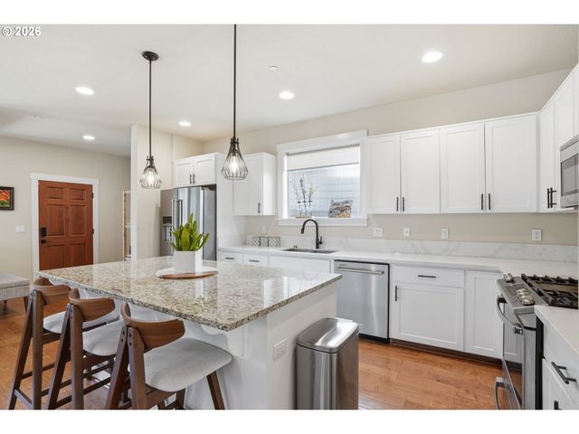 7663 Ne PREFONTAINE St, Hillsboro, OR 97124