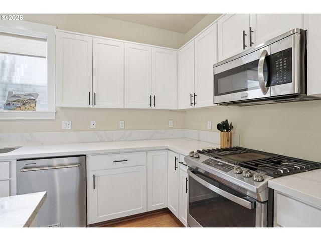 7663 Ne PREFONTAINE St, Hillsboro, OR 97124
