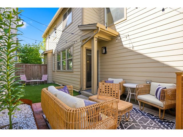 7663 Ne PREFONTAINE St, Hillsboro, OR 97124