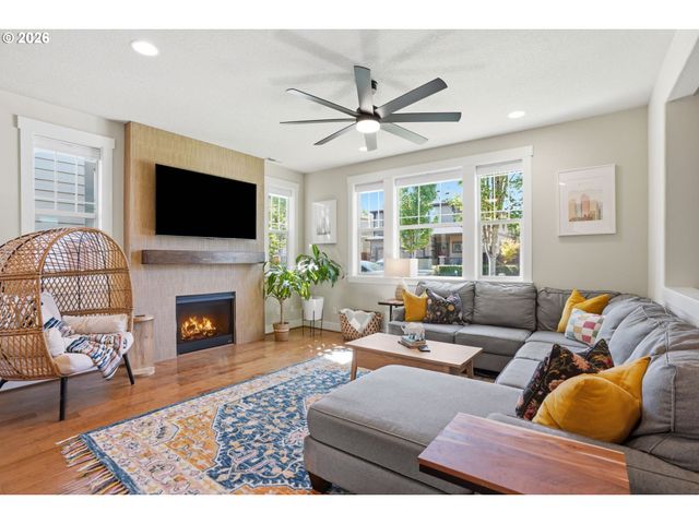 7663 Ne PREFONTAINE St, Hillsboro, OR 97124